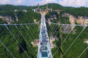Cầu kính Thiên Vân Độ – Trương Gia Giới và 6 sự thật thú vị về cây cầu cao nhất thế giới